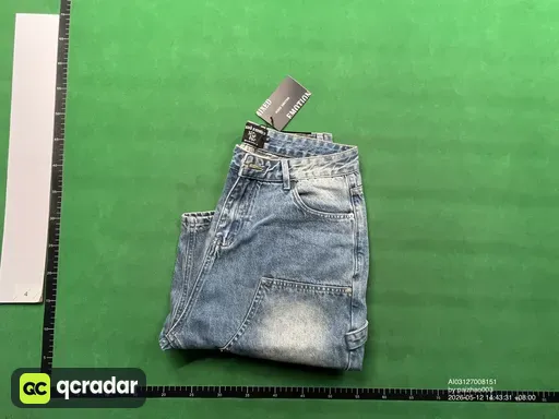 蓝色