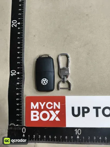 Volkswagen Remote Control Folding Key with Circuit Board and Open Teeth Comes with Keychain