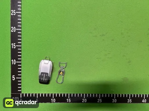 新款法拉利钥匙带电路板开齿送钥匙扣