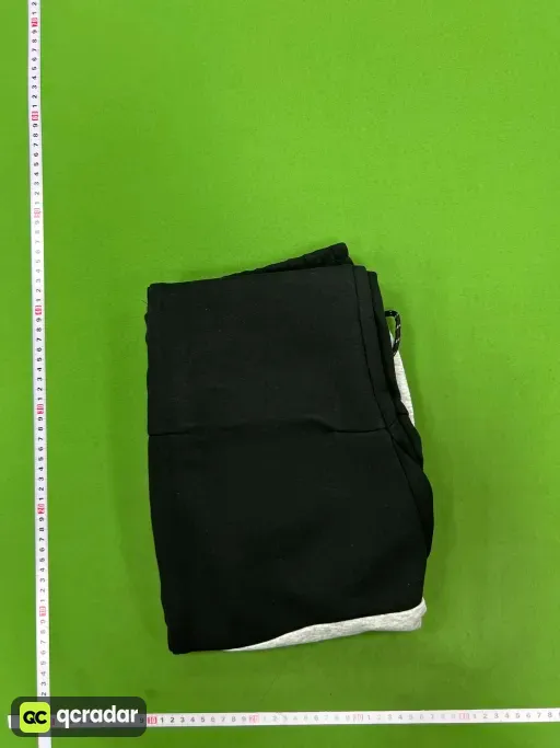 黑灰拼色
