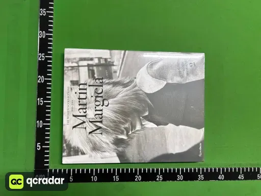 分册名:Martin Margiela马丁马吉拉