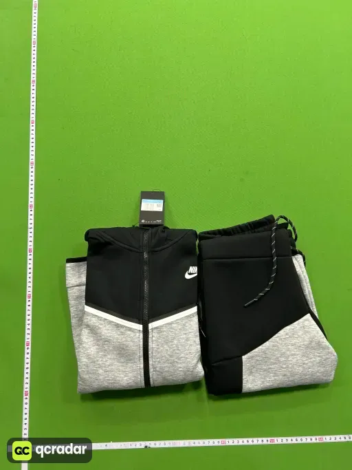 黑拼浅灰（全黑袖）套装suit