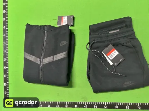 黑色（斜拉链）套装suit