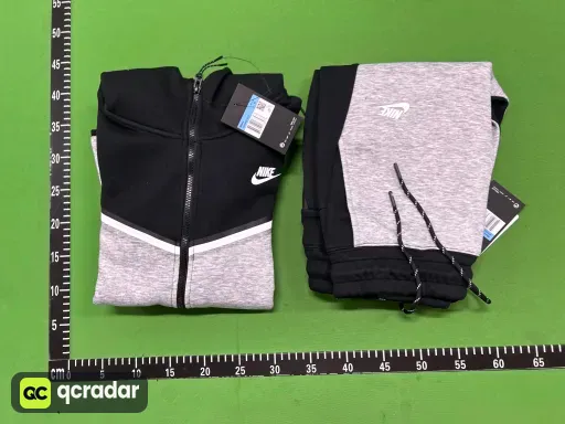 黑灰浅拼（半黑袖）套装suit