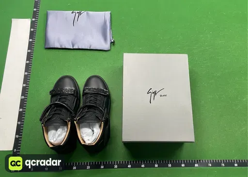 SKU 439389