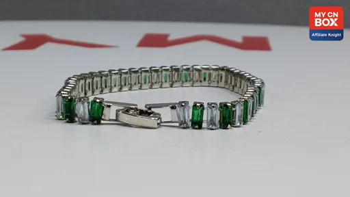 5Mm｜Green and White Rectangular Diamond