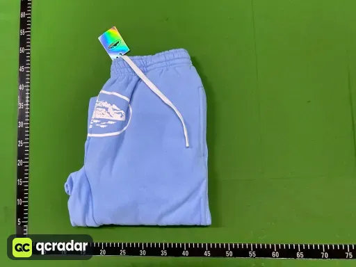 810湖蓝色