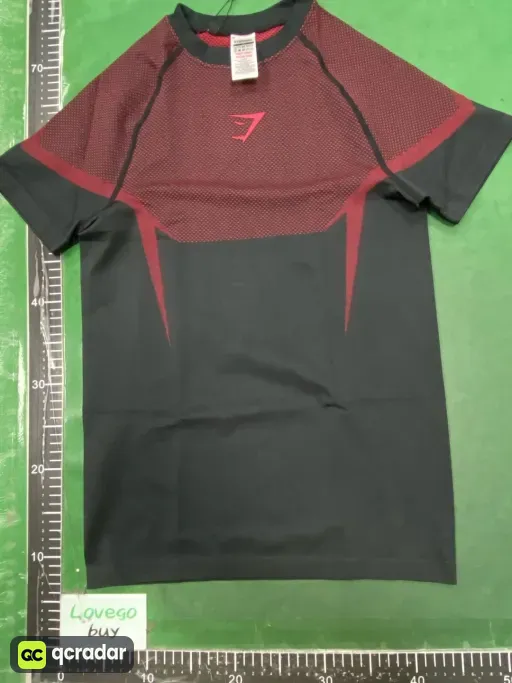 Color Classification: 5.0 Red Short Sleeves