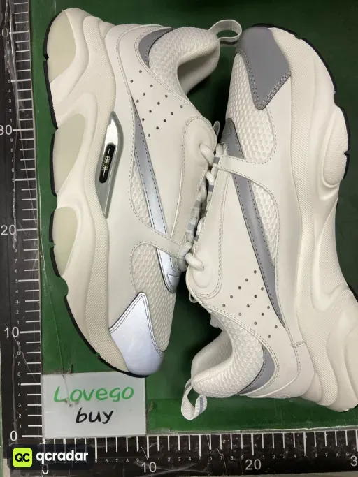 Color Classification: All White