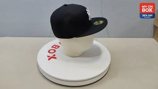 55.8cm (Size 7)