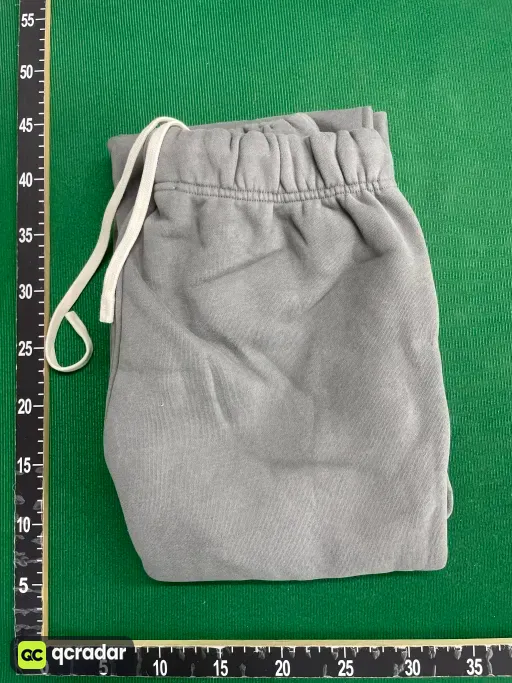烟灰色卫裤(fog grey sweatpants)