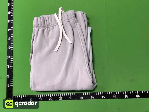 银灰色卫裤(silver gray sweatpants)