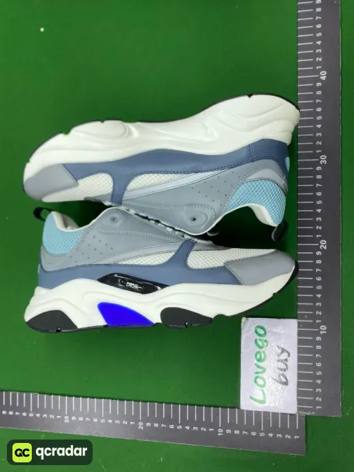 Color Classification: Blue Gray