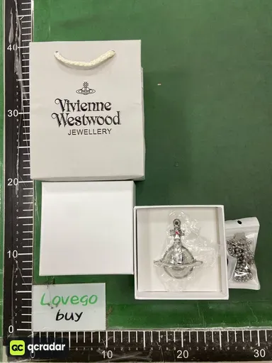 Color Classification: Silver with Pearl Saturn Chain➕Gift Box