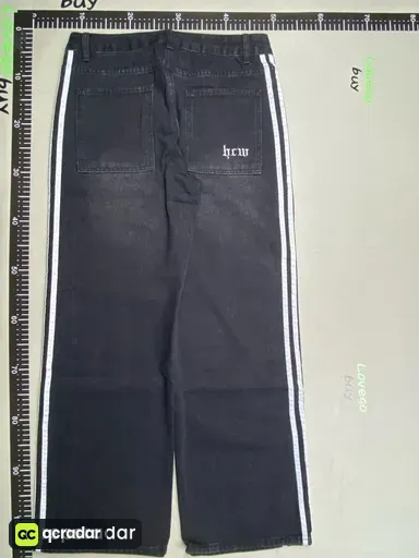Color classification: Black White