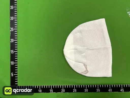 白色手感帽