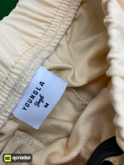 Color Classification: Off-White