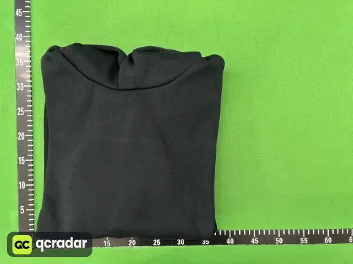 黑色卫衣(black hoodie)