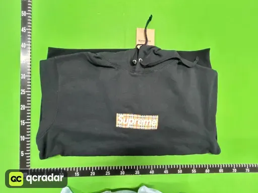 SUPH03 - Box Logo Black