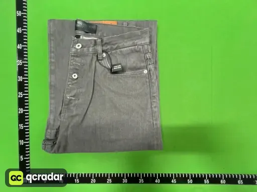 灰色排扣原牛