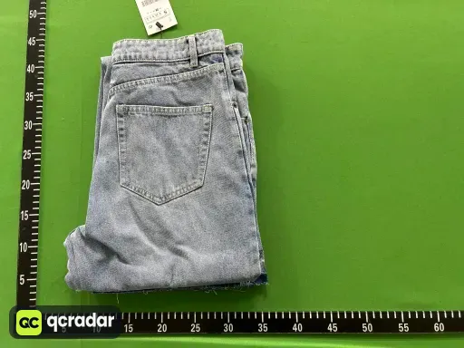 淡蓝色