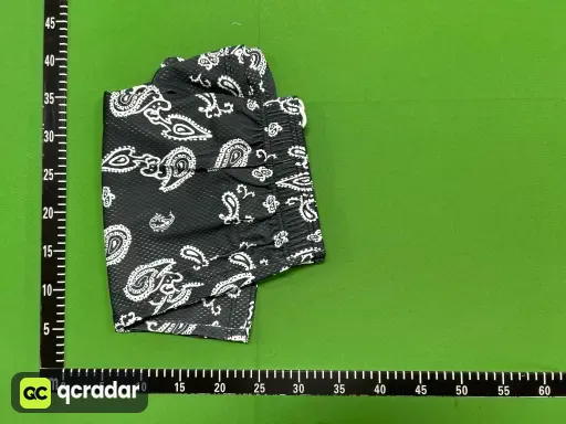 EE49 - Paisley Black