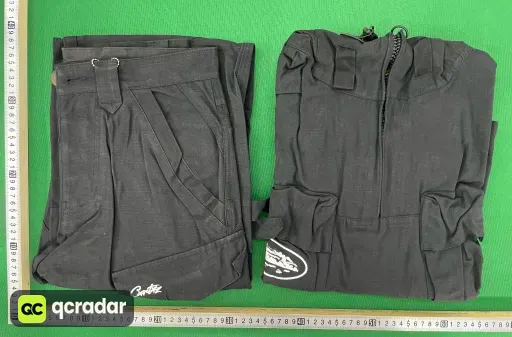 黑色斜口袋套装(TOP+PANTS)