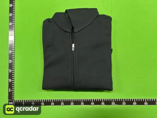 EH61 - Jet Black Zip