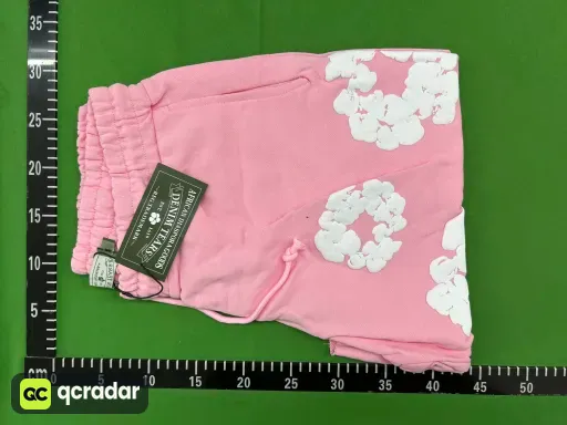 粉色