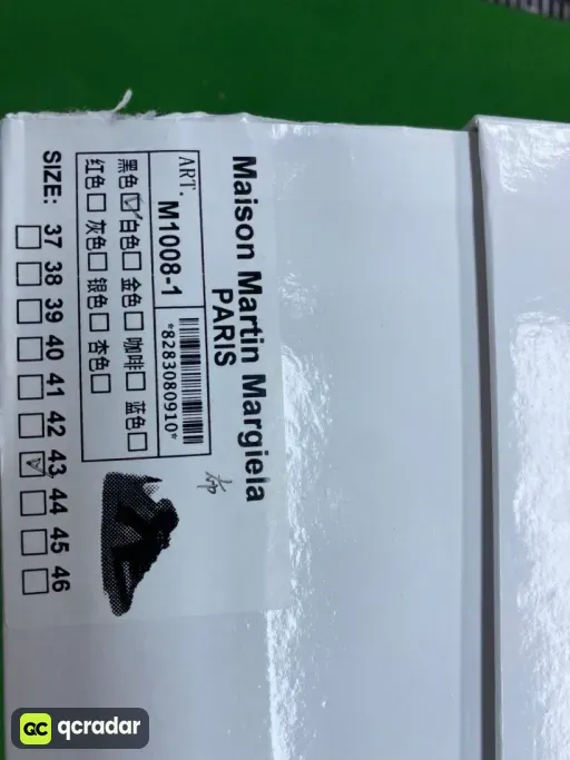 Color Classification: Black Denim White Lacquer