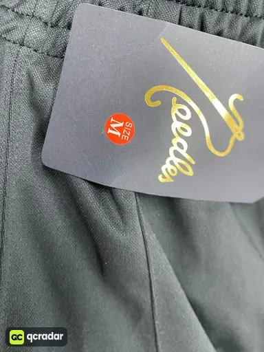 黑色 过膝宽松版型