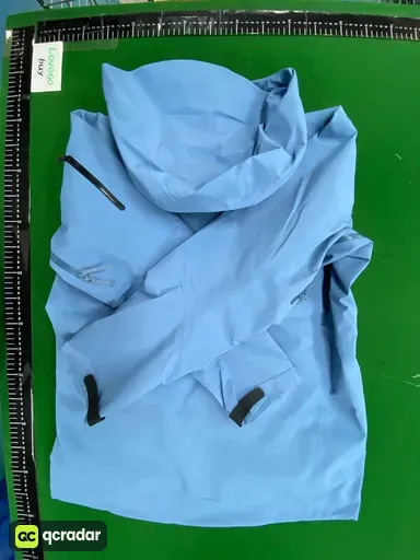 蓝色