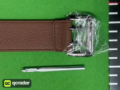 棕色枪扣
