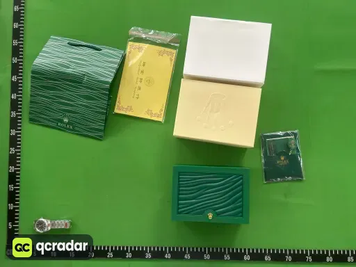 型号尺寸:银壳灰盘·三珠表带