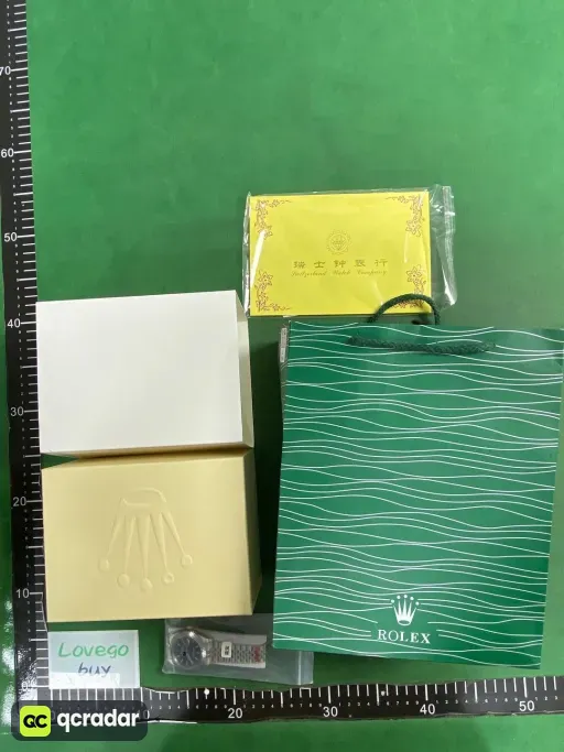 Model Dimensions: 银壳灰盘·五珠表带