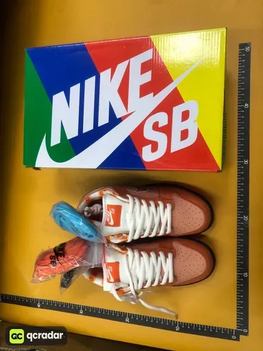 COLORWAYS: SB橙龙虾 FD8776-800