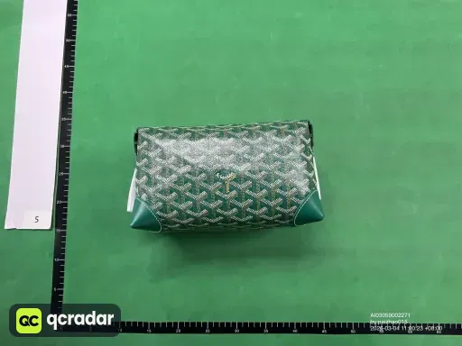 绿色
