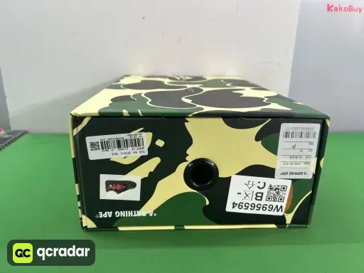 配色:1H30-191-012漆皮鲨鱼黑红