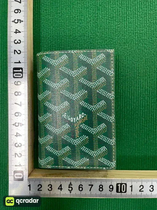 绿色