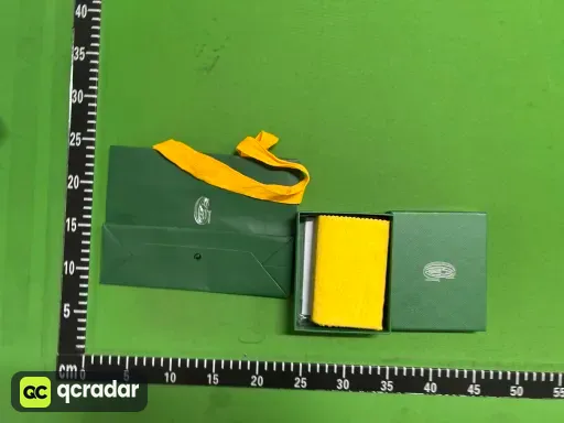 灰色