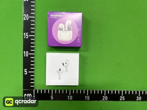 AirPods:airpods  4