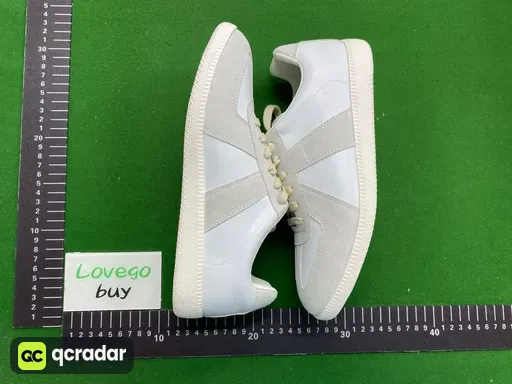 Full White