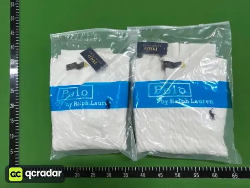 毛衣白色