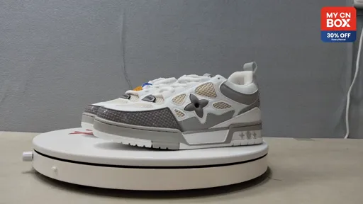 SK8 White Grey