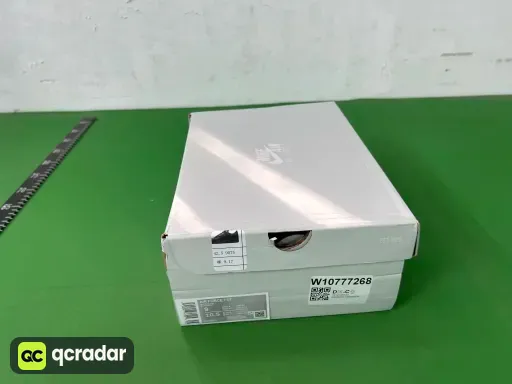 经典纯黑