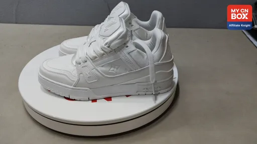 6 All White