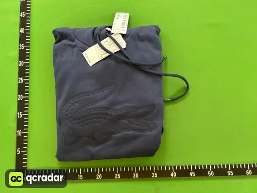 深蓝色