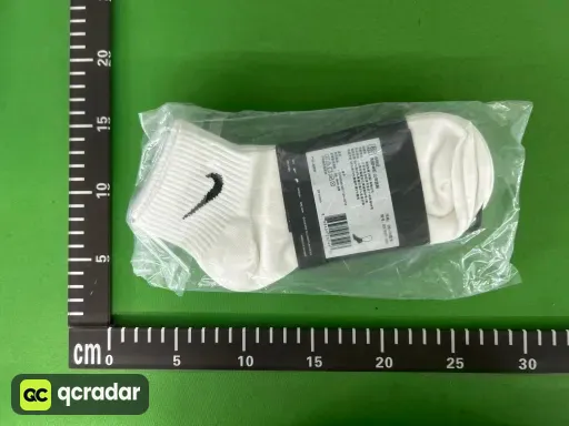 白色中筒毛巾底