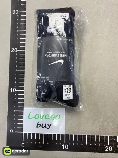 黑色高筒