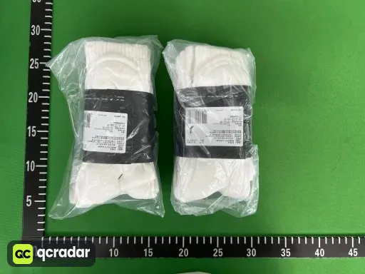 白色高筒毛巾底